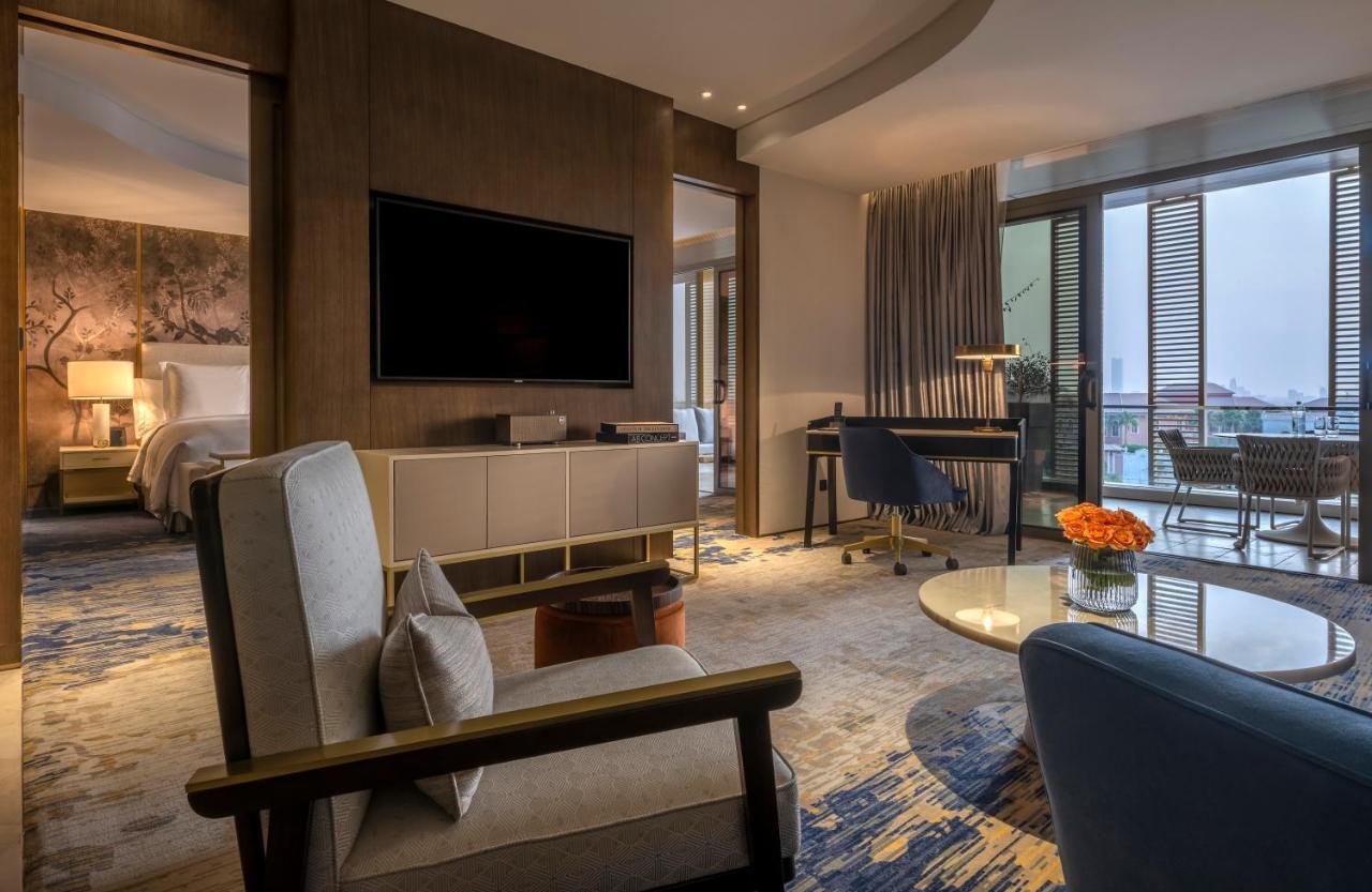 Jareed Hotel Riyadh Ngoại thất bức ảnh A suite at the hotel