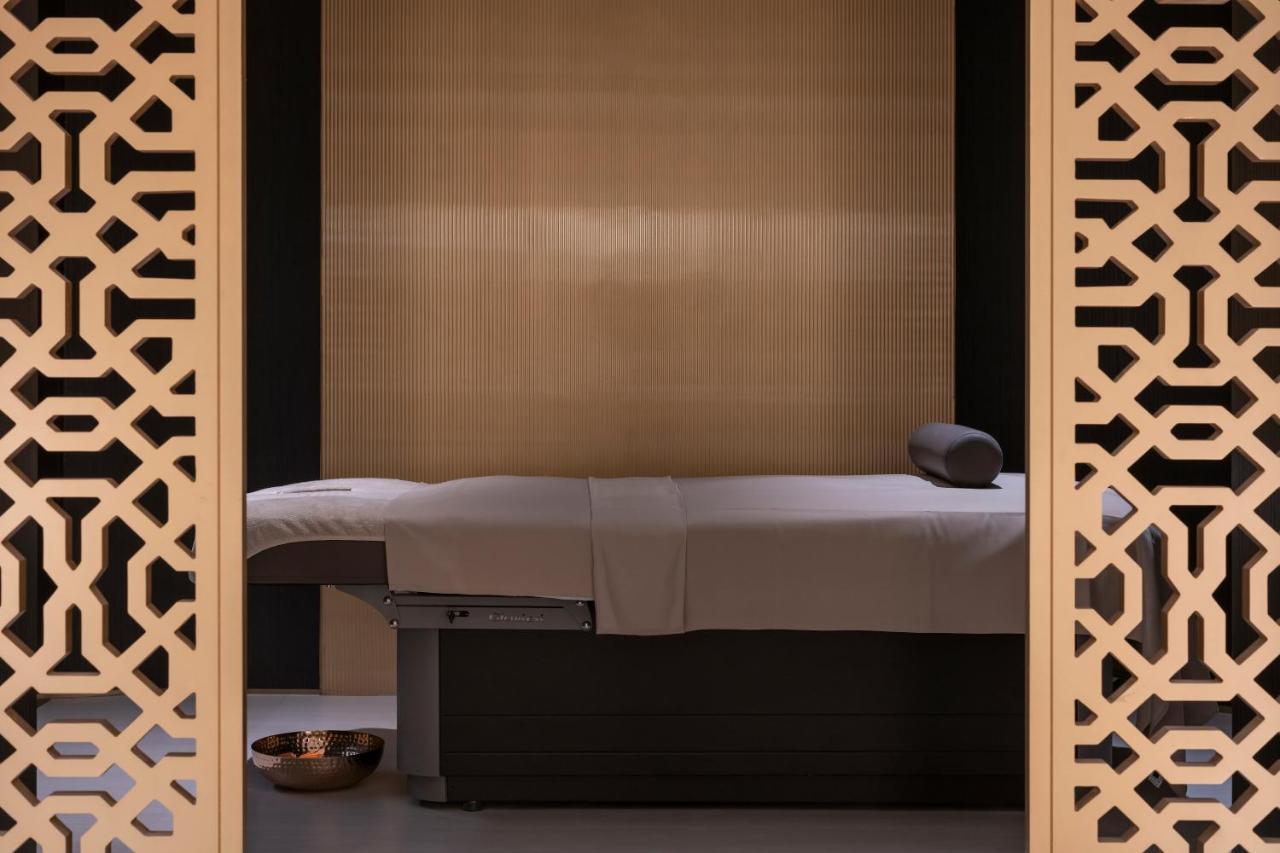 Jareed Hotel Riyadh Ngoại thất bức ảnh A massage bed